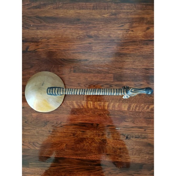 Vintage Giraffe Wooden Spoon Hand Carved Handmade Zoo Animal - Picture 8 of 9